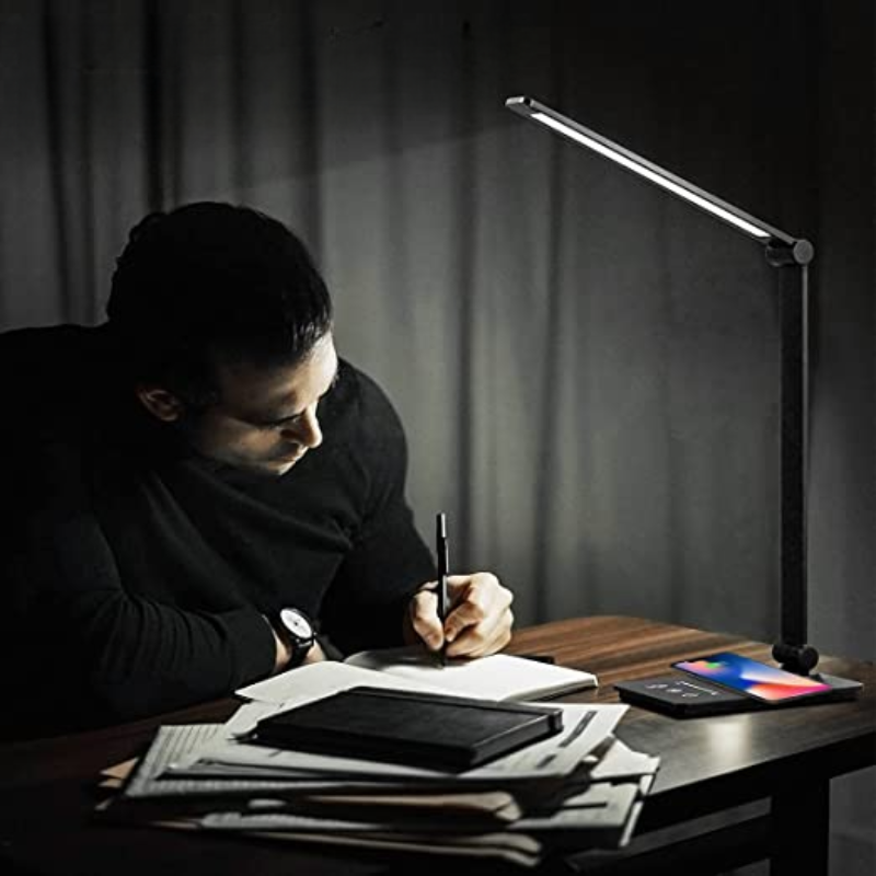 Lampe de Bureau LED Tactile - Chargeur Sans Fil, 5 Couleurs Dimmables