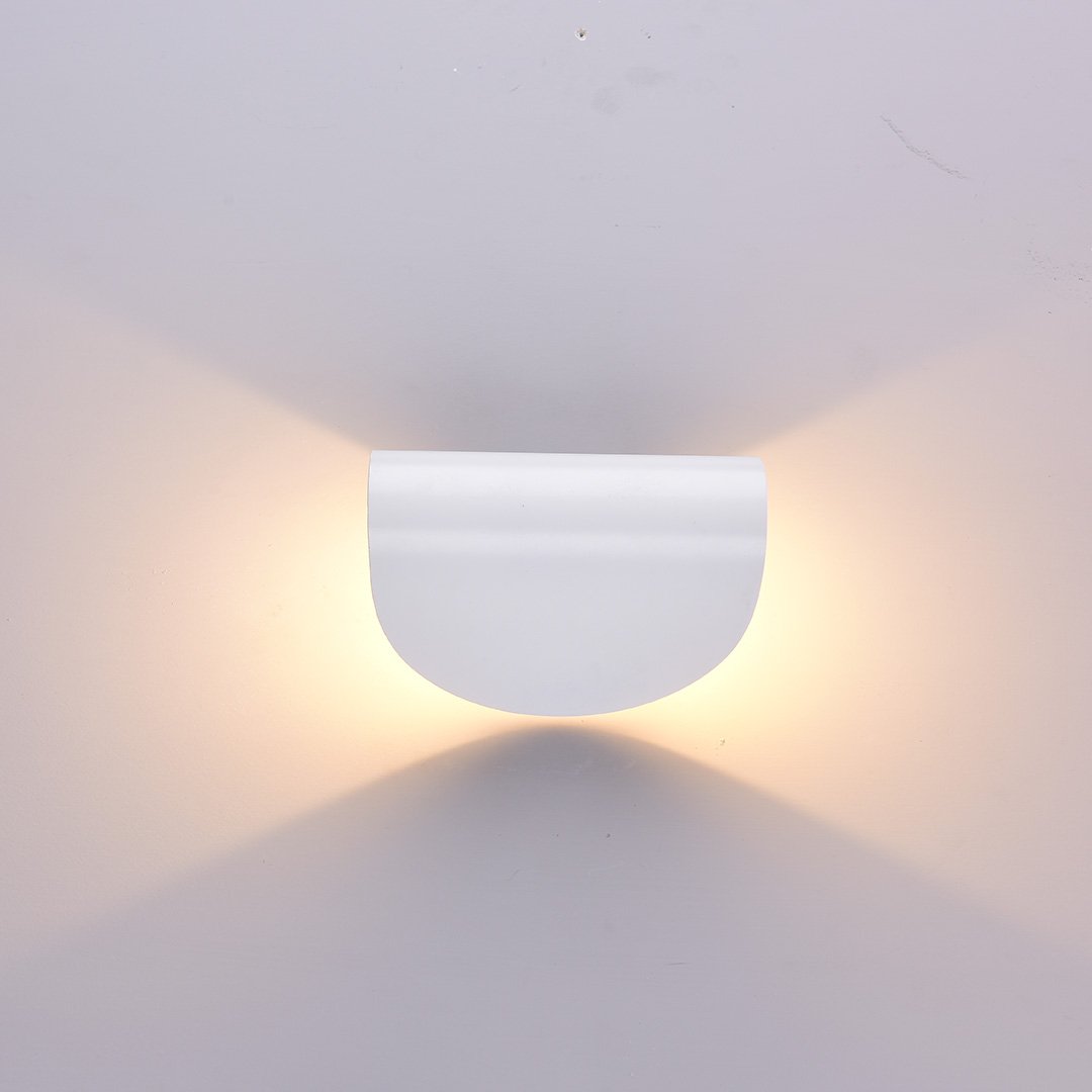 LumenTwist - Lampe à poser Design Éclairante