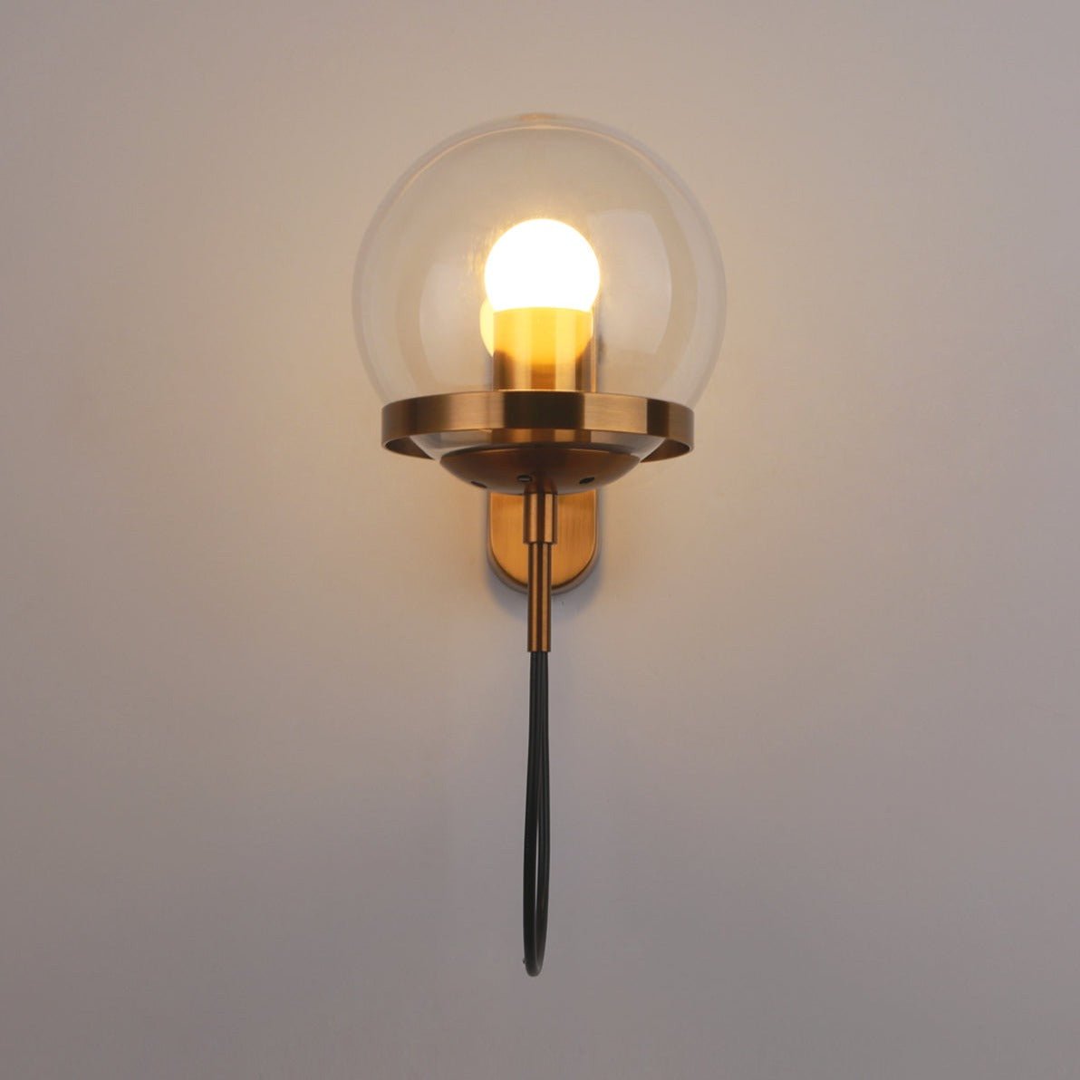 Applique Murale Kairo Orb - Élégance Moderne et Éclairage Ambiant