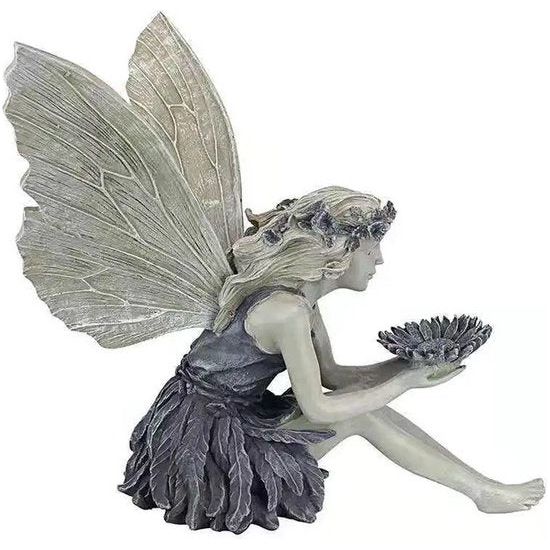 Fée Magique Assise - Élégante Décoration Artisanale pour Jardin
