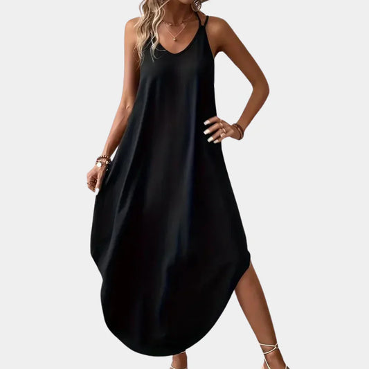 Mira – Robe Cami Décolleté Élégante