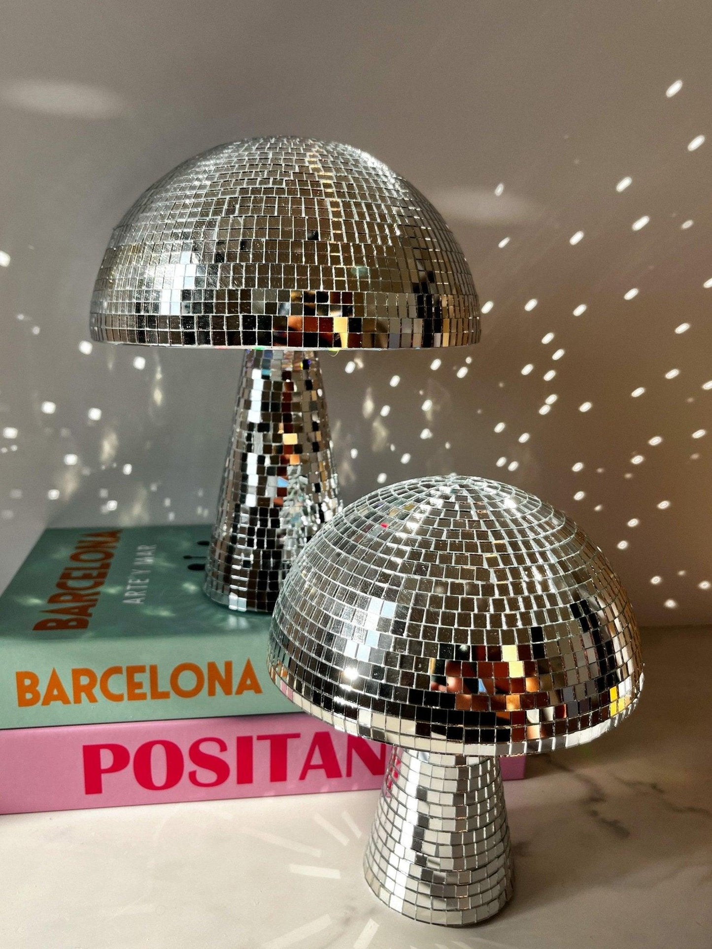 Boule à Facettes Champignon - Spectacle de Lumière Envoûtant
